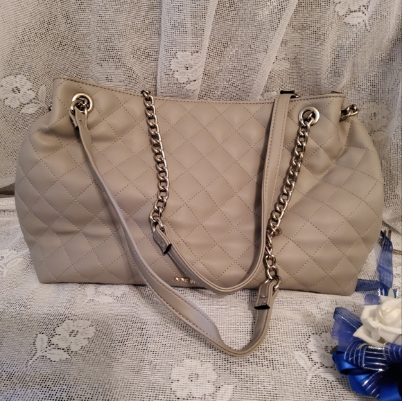 Purse - Picture 2 of 10